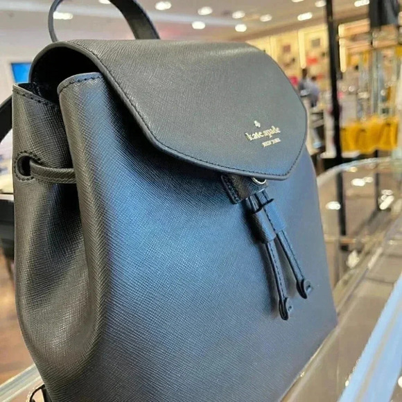 KATE SPADE LIZZIE MEDIUM FLAP BACKPACK TOTE BAG BLACK LEATHER PURSE CARR… - Picture 4 of 7